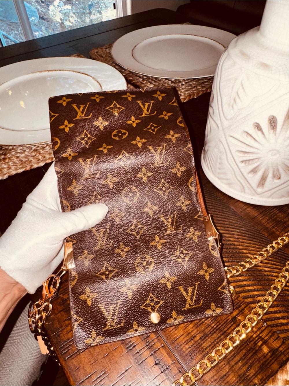 LOUIS VUITTON
Monogram Porte Tresor Etui
Papiers
Wallet 2001 france converted - Picture 9 of 17